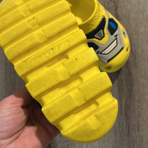 Sketchers zaggle heat swell foamies
Little
Boys size 13 - Picture 3 of 3